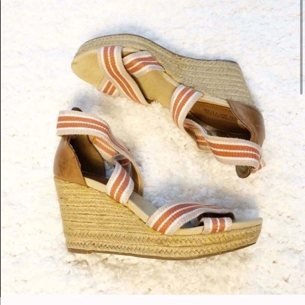 Kenneth Cole espadrille jute wedge sandals…